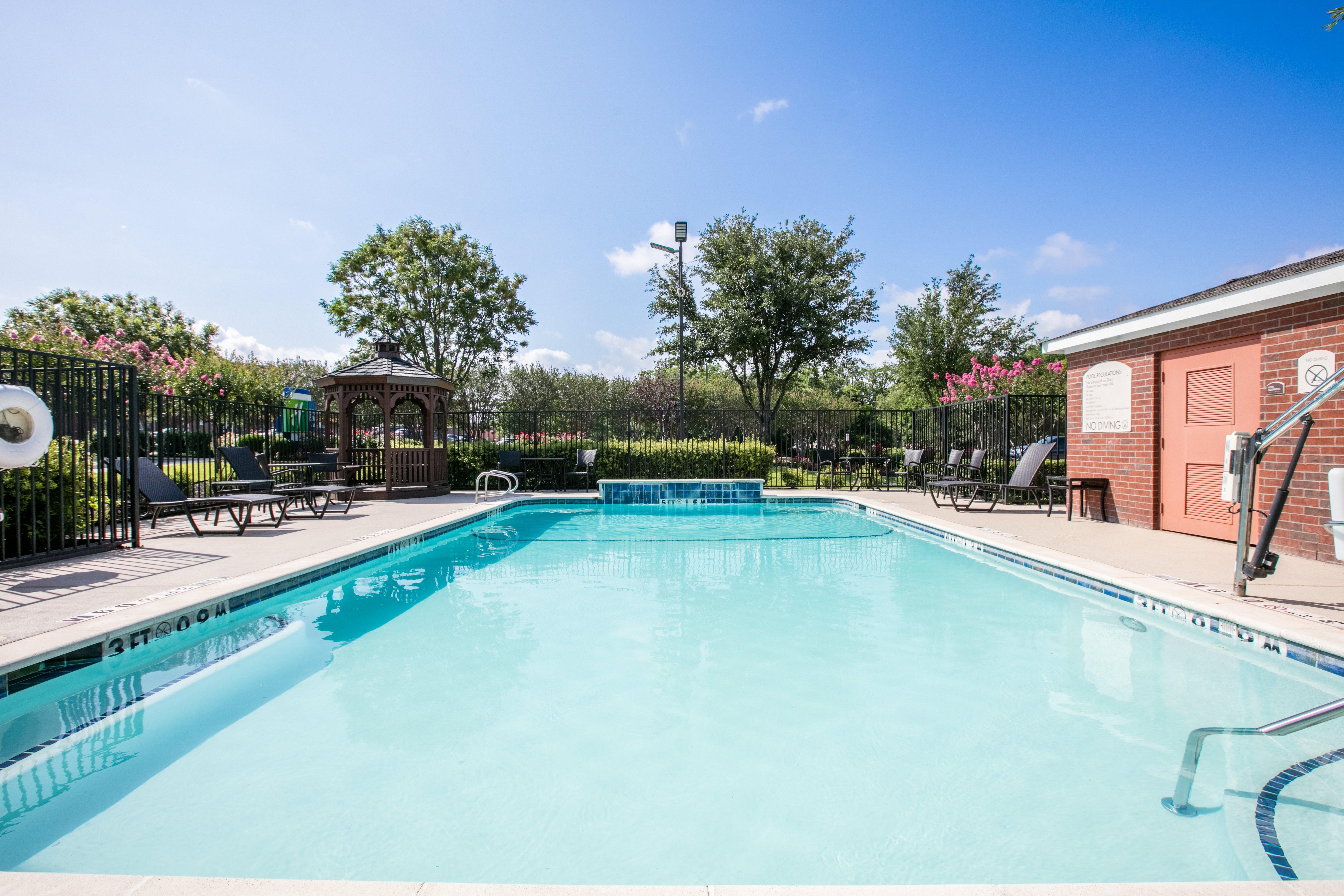 Holiday Inn Express Hotel & Suites Dallas - Grand Prairie I-20 By Ihg Esterno foto