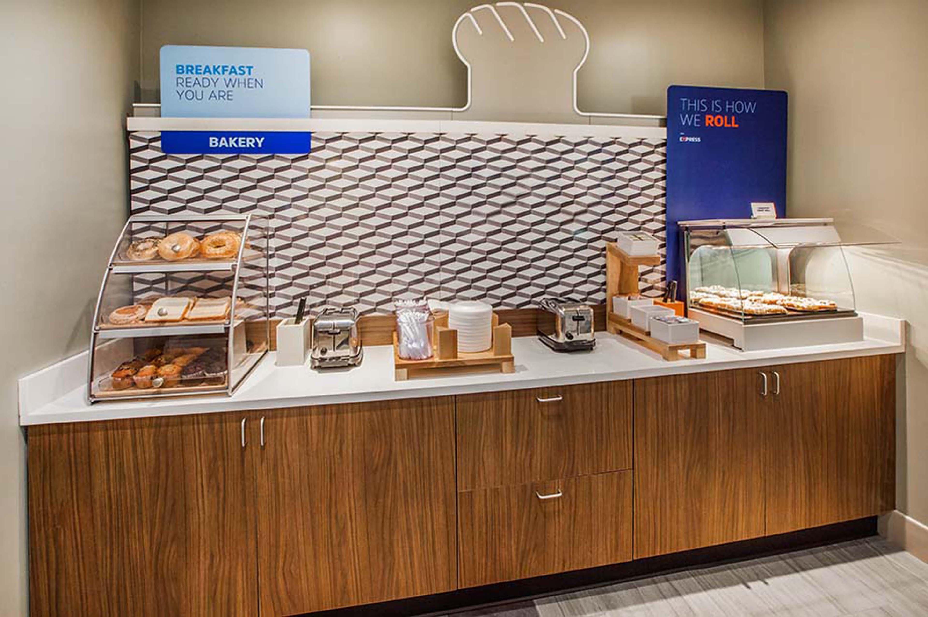 Holiday Inn Express Hotel & Suites Dallas - Grand Prairie I-20 By Ihg Esterno foto