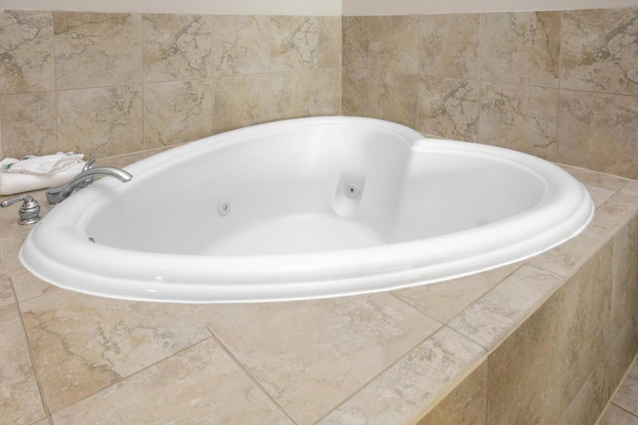 Holiday Inn Express Hotel & Suites Dallas - Grand Prairie I-20 By Ihg Esterno foto