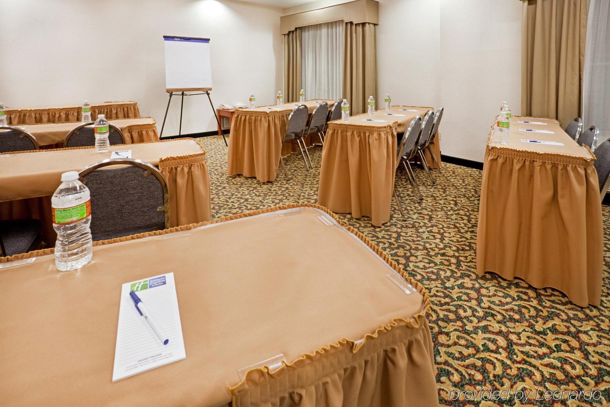 Holiday Inn Express Hotel & Suites Dallas - Grand Prairie I-20 By Ihg Servizi foto